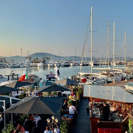 Marinesappartement-2min Plage, Acces Direct Port 아파트